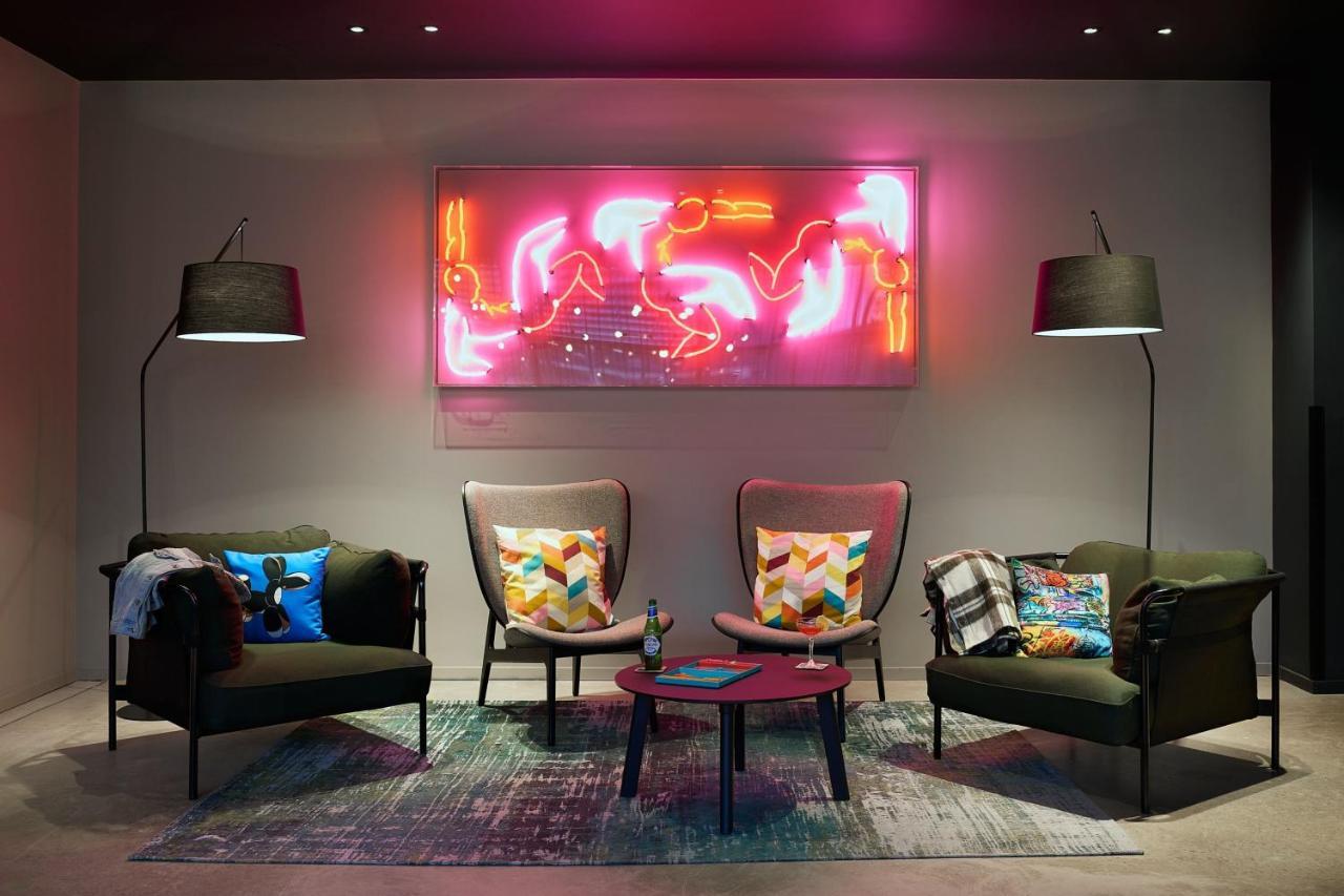 Moxy Bristol 호텔 외부 사진