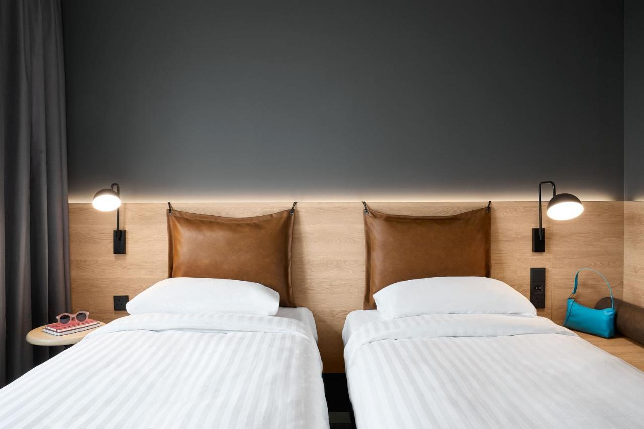Moxy Bristol 호텔 외부 사진