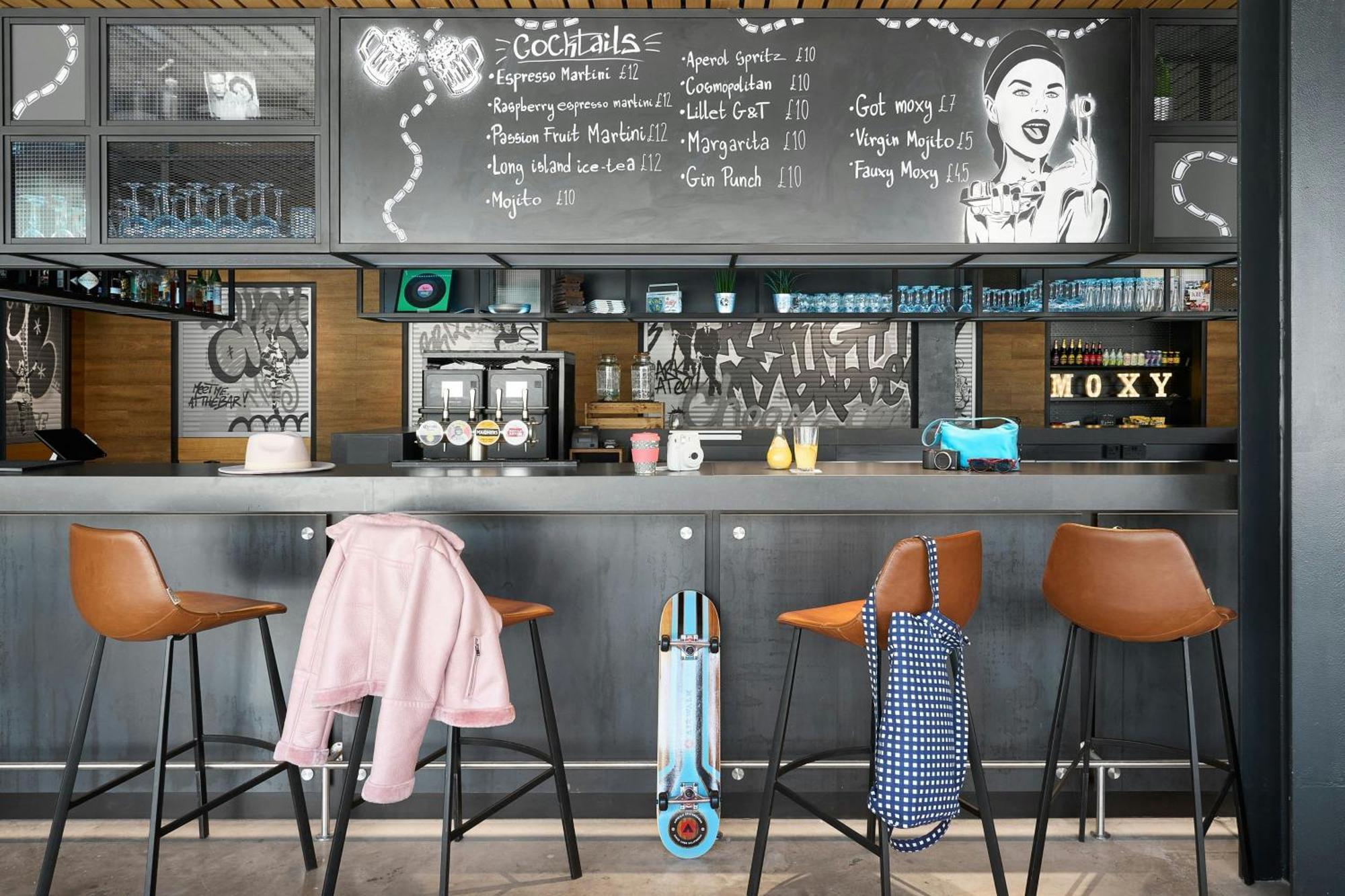 Moxy Bristol 호텔 외부 사진