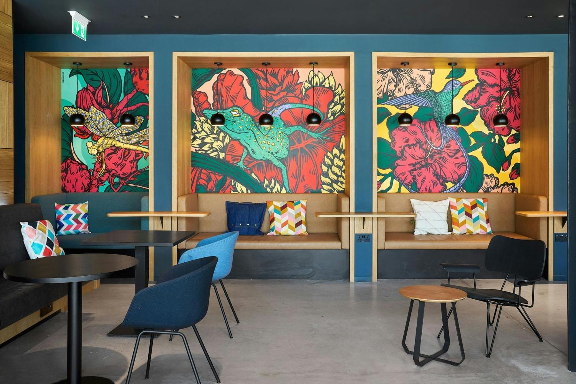 Moxy Bristol 호텔 외부 사진